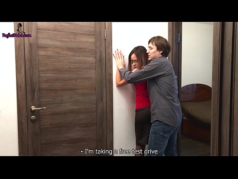 ❤️ Sexy Realtor Sensuly Jerks rẹ obo ati fokii Lakoko ti o n ta iyẹwu Rẹ - Krempai ❤️❌ Ohun onihoho ti ile  ❌️❤